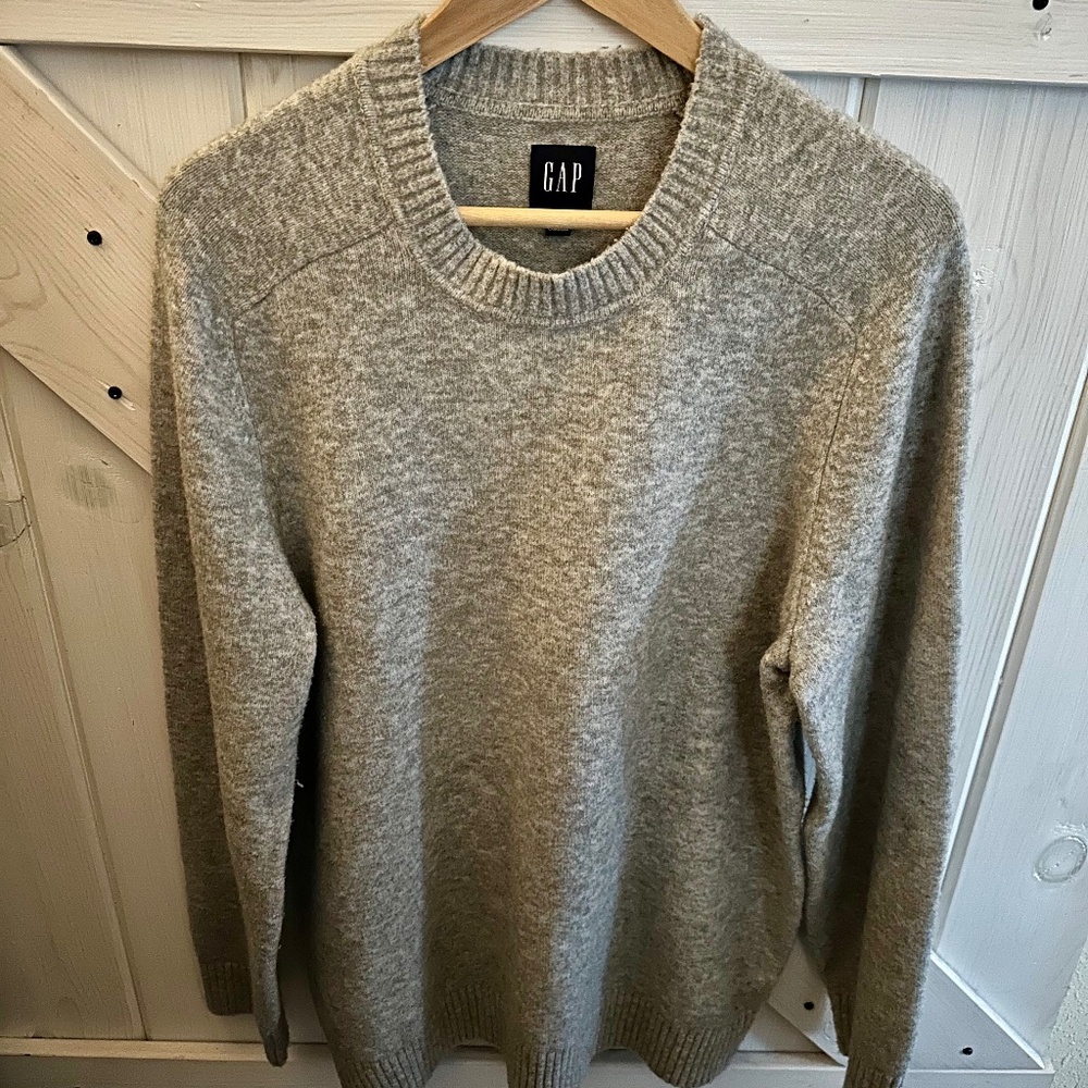 Gap Sweater Men’s